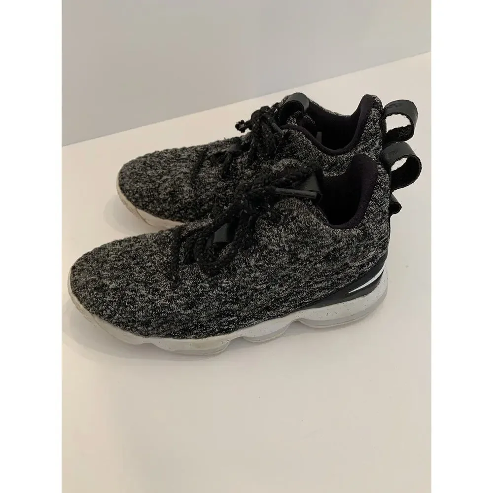 13 Nike Youth Boys Sneakers Black Knit Lebron XV Kids Lace Up 922812-002